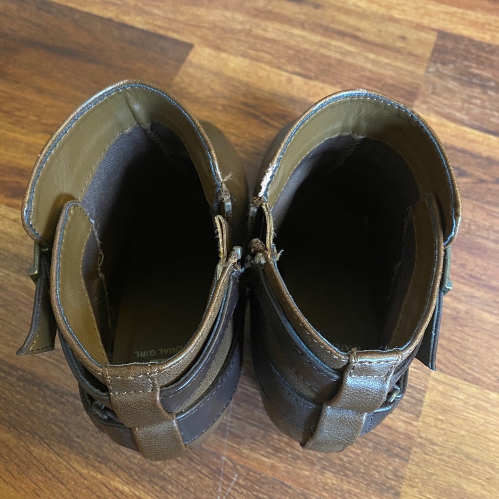 Strappy Buckle Booties - Picture 6 of 7